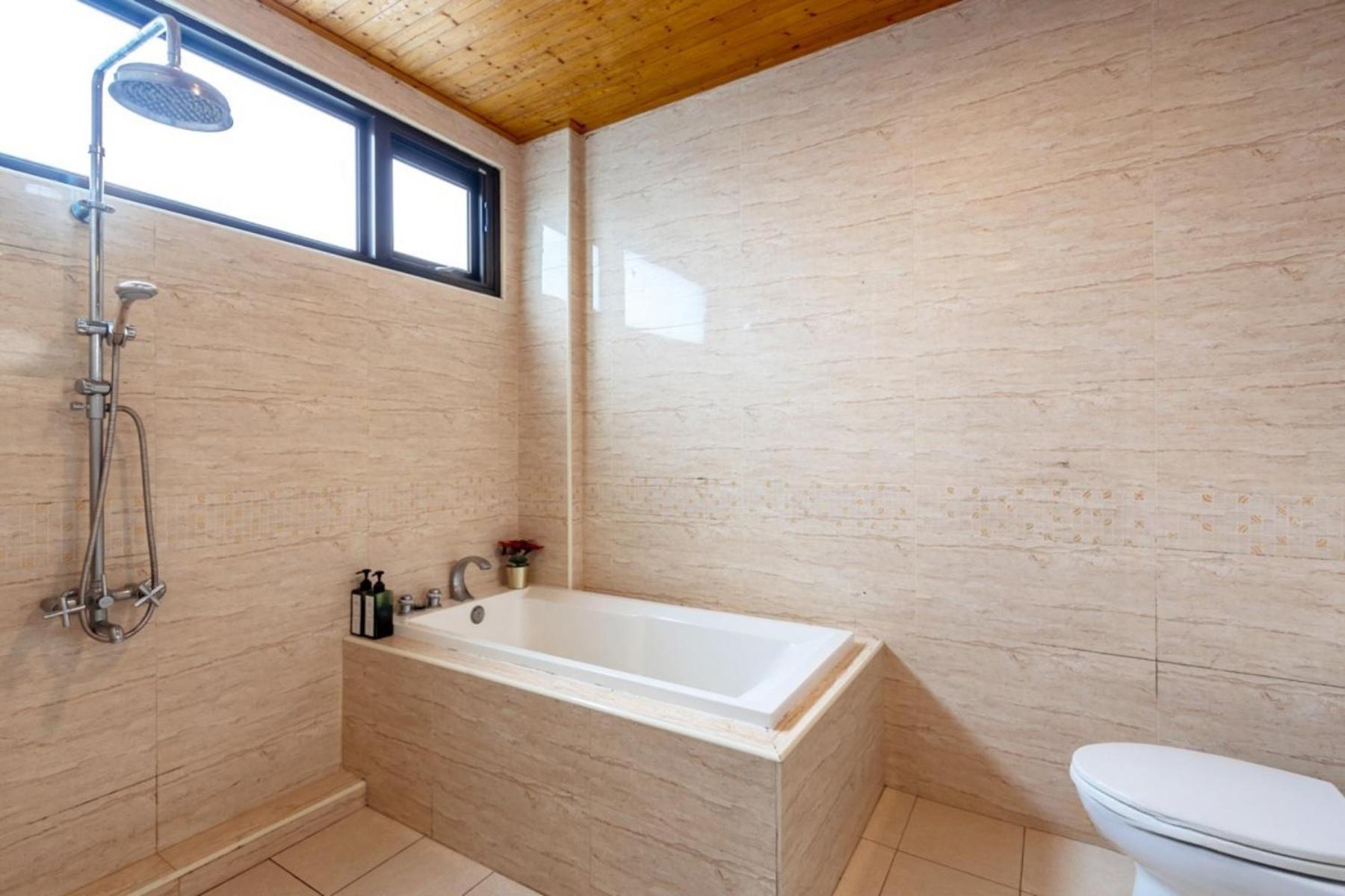 Hi Zebra Travel B&B Dongshan  Exteriör bild